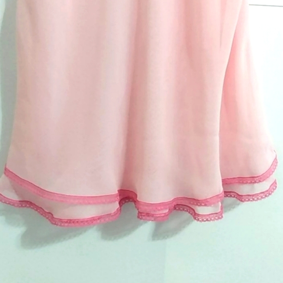 LORD & TAYLOR PINK LACE FLUTTER CHEMISE SIZE SMALL - Picture 4 of 10